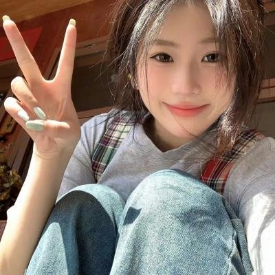 阿黛服装
